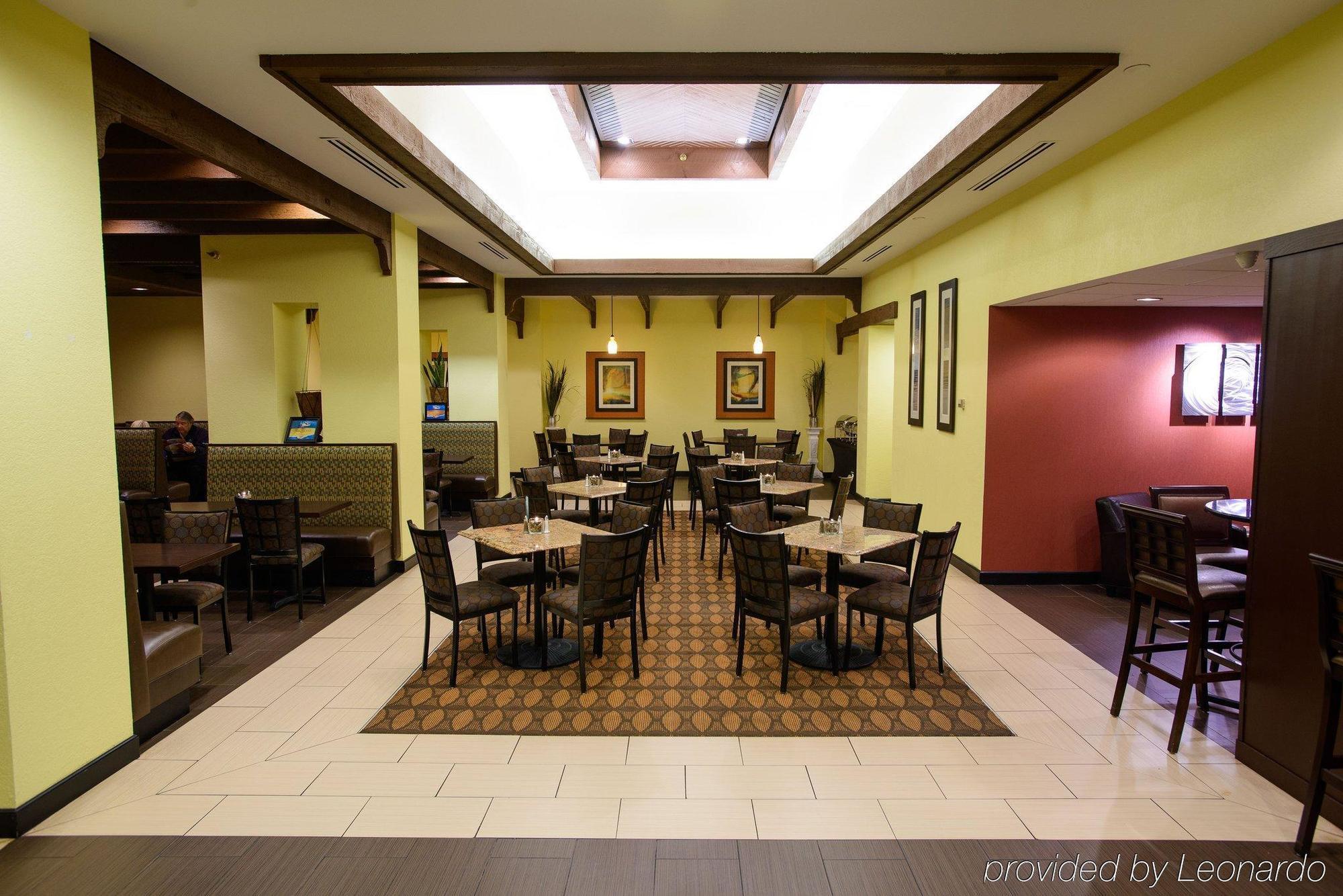 Hotel Indigo Rochester - Mayo Clinic Area Экстерьер фото